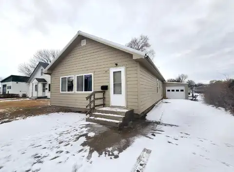 517 N Broadway N, Miller, SD 57362