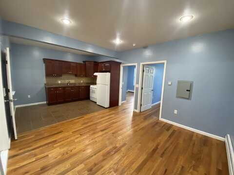 127 WEST 19TH ST, Bayonne, NJ 07002