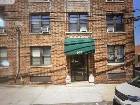 9017 BERGENWOOD AVE, North Bergen, NJ 07047