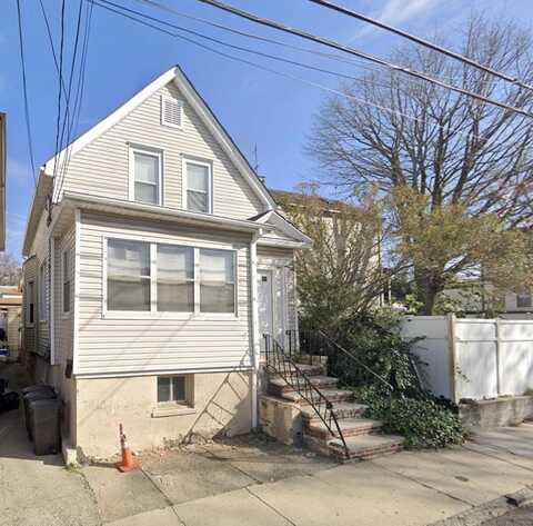 302 WINFIELD AVE, JC, West Bergen, NJ 07306