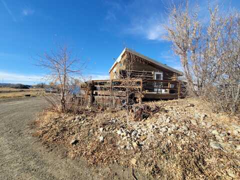 221 1st St East, Grass Range, MT 59032