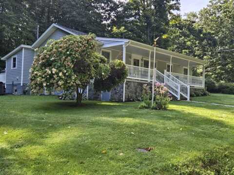 95 PEERY HOLLOW RD, HOT SPRINGS, VA 24445