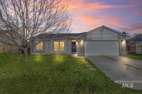 1090 SW Isaac Lane, Mountain Home, ID 83647