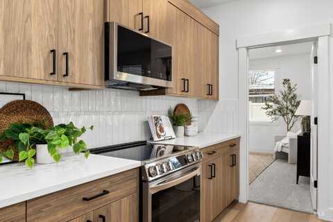 4642 N Maple Grove, Boise, ID 83704