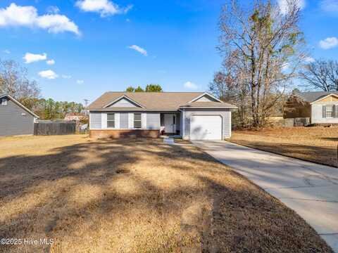 2652 Idlebrook Circle, Midway Park, NC 28544