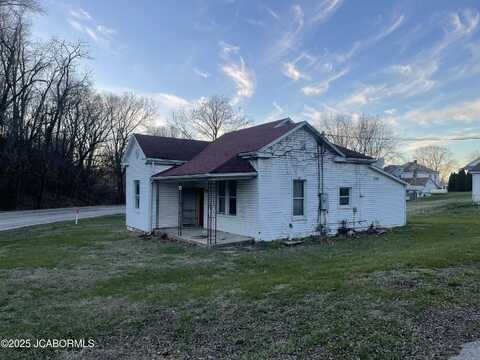 300 S CHERRY STREET, Chamois, MO 65024