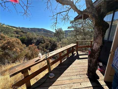 452 Watertrough Road, Clearlake Oaks, CA 95423