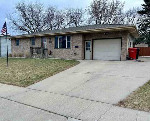 405 Burgess, Yankton, SD 57078