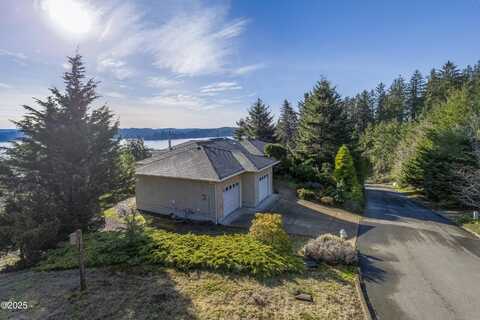584 SE Running Springs Street, Newport, OR 97365