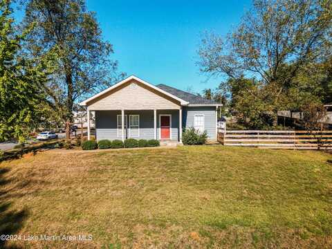 112 Spring St, Dadeville, AL 36853