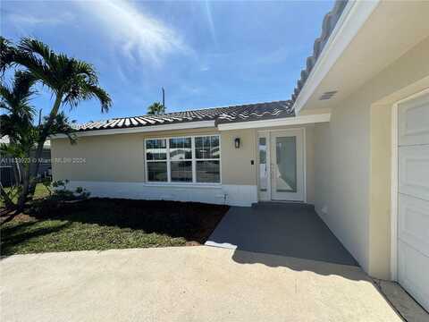 1231 Manor Dr, Riviera Beach, FL 33404