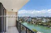 2625 Collins Ave, Miami Beach, FL 33140