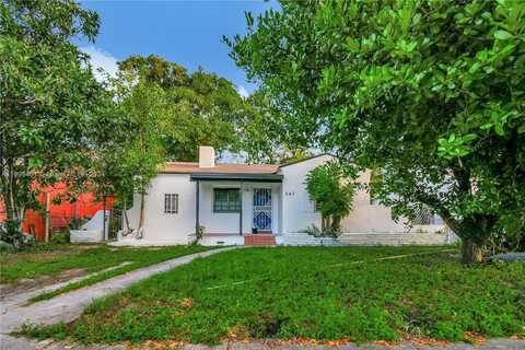 547 NW 49th St, Miami, FL 33127