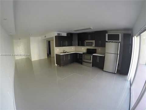 9367 Fontainebleau Blvd, Miami, FL 33172