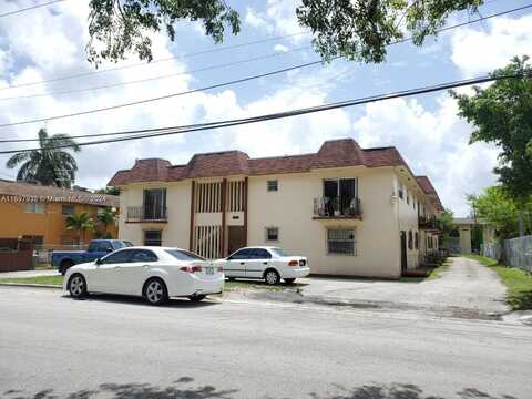 1008 NW 45th Ave, Miami, FL 33126