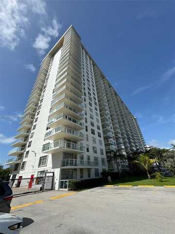 230 174th St, Sunny Isles Beach, FL 33160