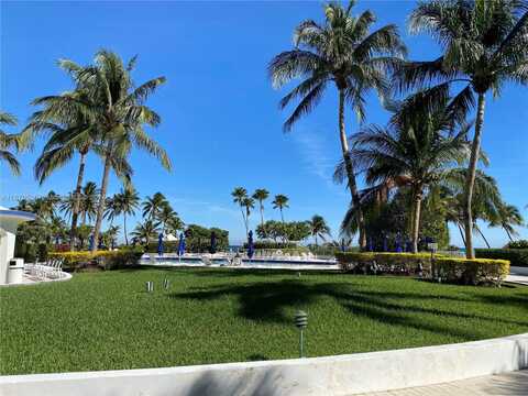 5161 Collins Ave, Miami Beach, FL 33140