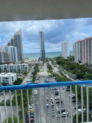 231 174th St, Sunny Isles Beach, FL 33160