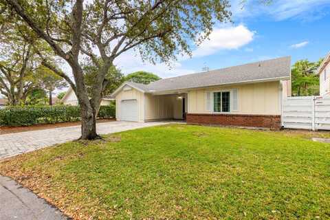 15046 SW 142nd Ct, Miami, FL 33186