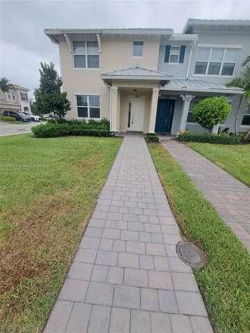 1280 Eucalyptus Dr, Hollywood, FL 33021