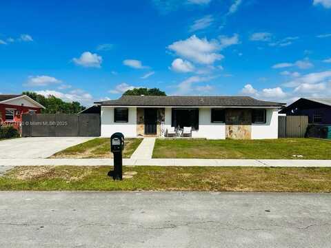 3763 NW 204th St, Miami Gardens, FL 33055