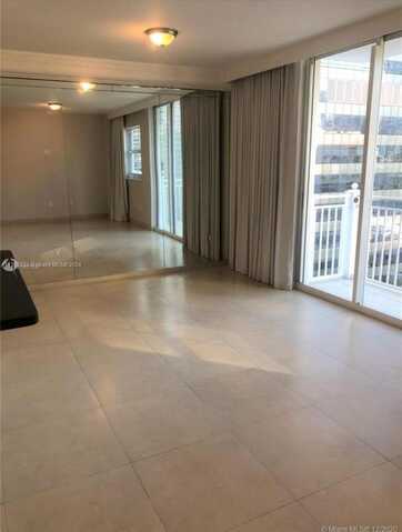 185 SE 14th Ter, Miami, FL 33131