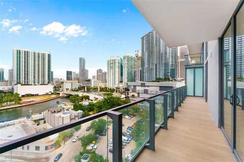 88 SW 7th St, Miami, FL 33130
