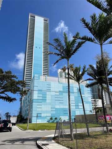 700 NE 26th Ter, Miami, FL 33137