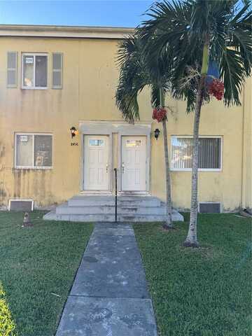 8456 NW 4th Ct, Miami, FL 33150