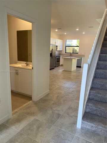 383 NE 208th Ter, Miami, FL 33179
