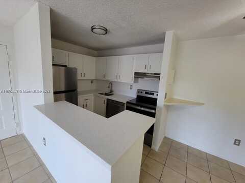 7210 NW 179th St, Hialeah, FL 33015