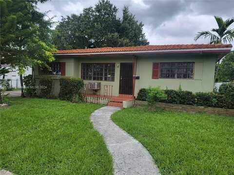 760 NE 147th St, North Miami, FL 33161