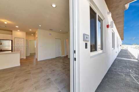6420 NW 102nd Path, Doral, FL 33178