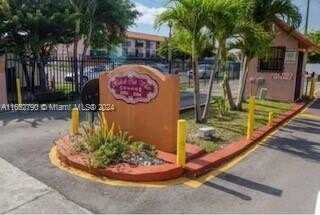 2178 W 60th St, Hialeah, FL 33016