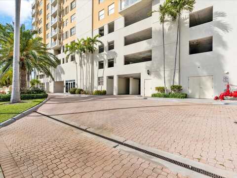 1625 Kennedy Cswy, North Bay Village, FL 33141