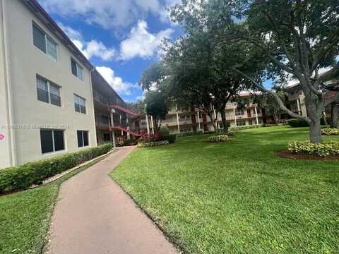 251 SW 134th Way, Pembroke Pines, FL 33027