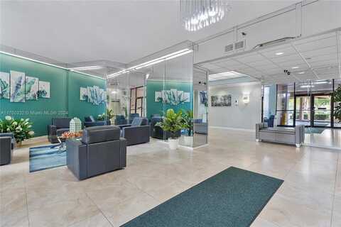 900 Saint Charles Pl, Pembroke Pines, FL 33026