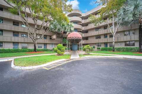 901 Colony Point Cir, Pembroke Pines, FL 33026