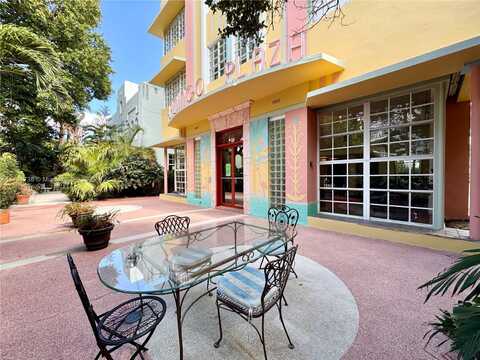 1051 Meridian Ave, Miami Beach, FL 33139