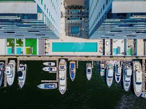 400 Sunny Isles Blvd, Sunny Isles Beach, FL 33160