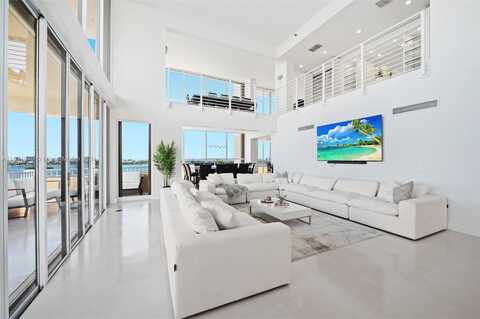 11113 Biscayne Blvd, Miami, FL 33181