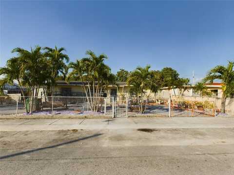 3861 NW 177th St, Miami Gardens, FL 33055