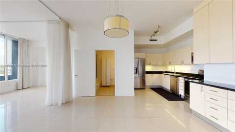 3250 Grand Ave, Miami, FL 33133
