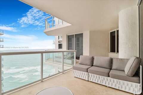 18671 Collins Ave, Sunny Isles Beach, FL 33160