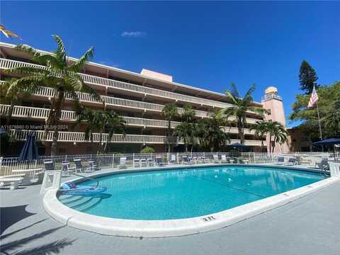 180 NE 12th Ave, Hallandale Beach, FL 33009