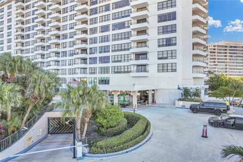 2500 Parkview Dr, Hallandale Beach, FL 33009