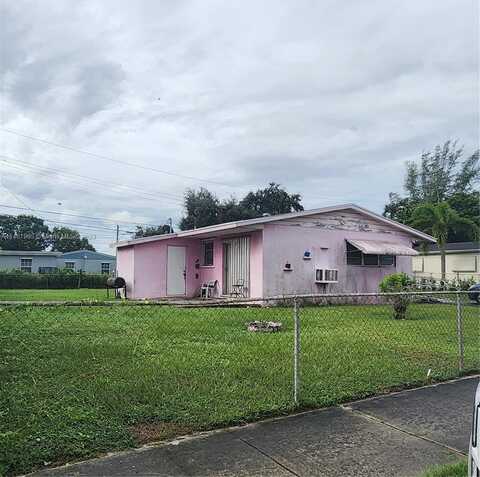 3500 NW 208th St, Miami Gardens, FL 33056