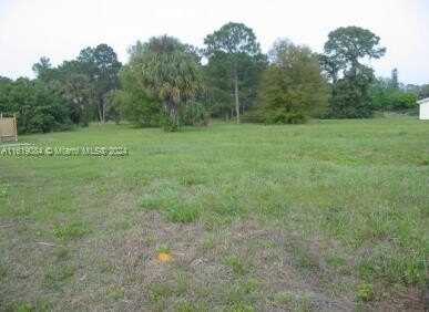 undefined, Fort Myers, FL 33197