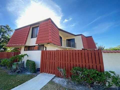 3694 Victoria Dr, West Palm Beach, FL 33406