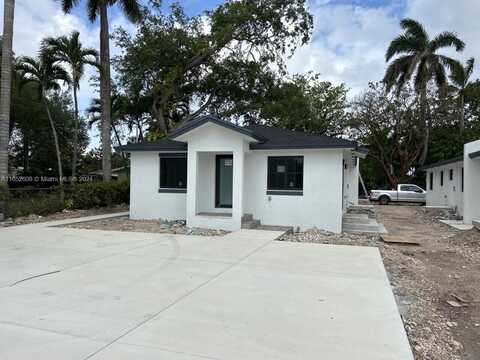 210 SW 3rd St, Florida City, FL 33034